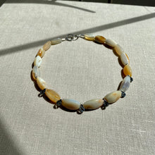 Load image into Gallery viewer, Ivory Agate necklace